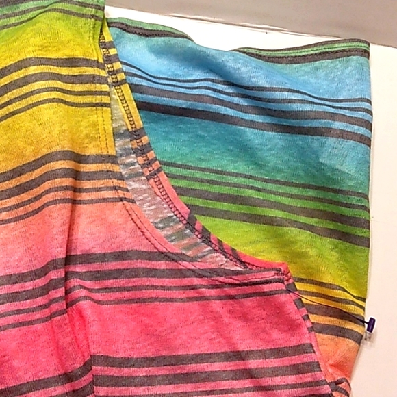 Brand New☆Women's JR Plus Sleeveless Rainbow Stripe Top☆2X - Picture 4 of 12
